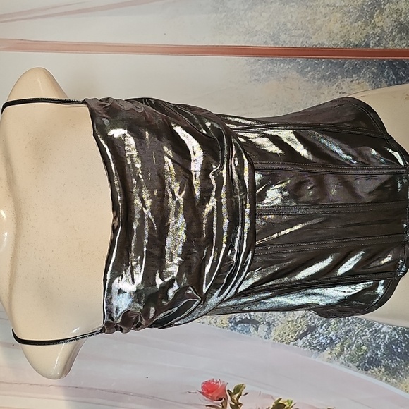 Sincerely Jules Metallic Silver Cowl Neck Top Size Large - Picture 8 of 8